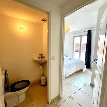 別荘 Plaza One Bedroom With Ac アンティーブ
