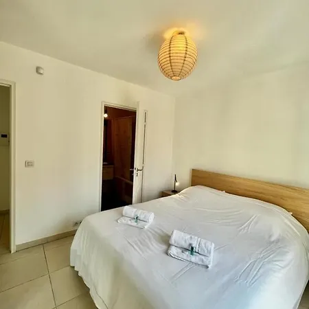 Plaza One Bedroom With Ac アンティーブ