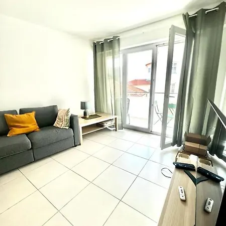 Plaza One Bedroom With Ac アンティーブ