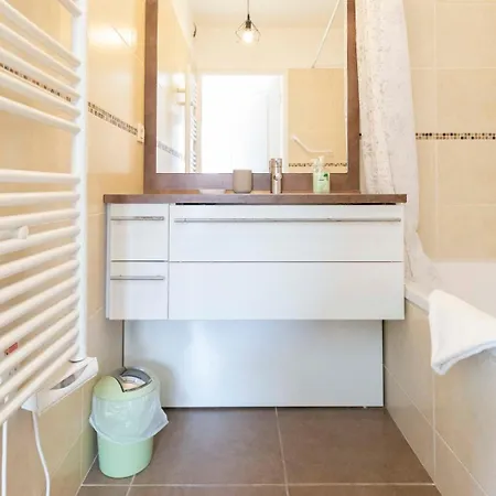 Plaza One-bedroom With Ac Сasa de vacaciones